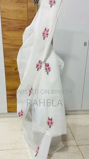 ঐশ্বর্যময়ী  স্নিগ্ধতায় নিজেকে সাজিয়ে তুলুন।   মাএ ৮০০ টাকায়