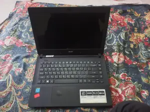Laptop Acer Aspire 1 4GB Intel Celeron HDD 320GB