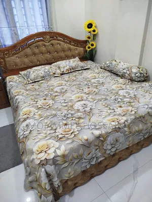 Super Highy Quality Bedsheet Set With 4 Pics Set
