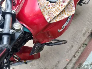Runner Turbo 125 2017 Red