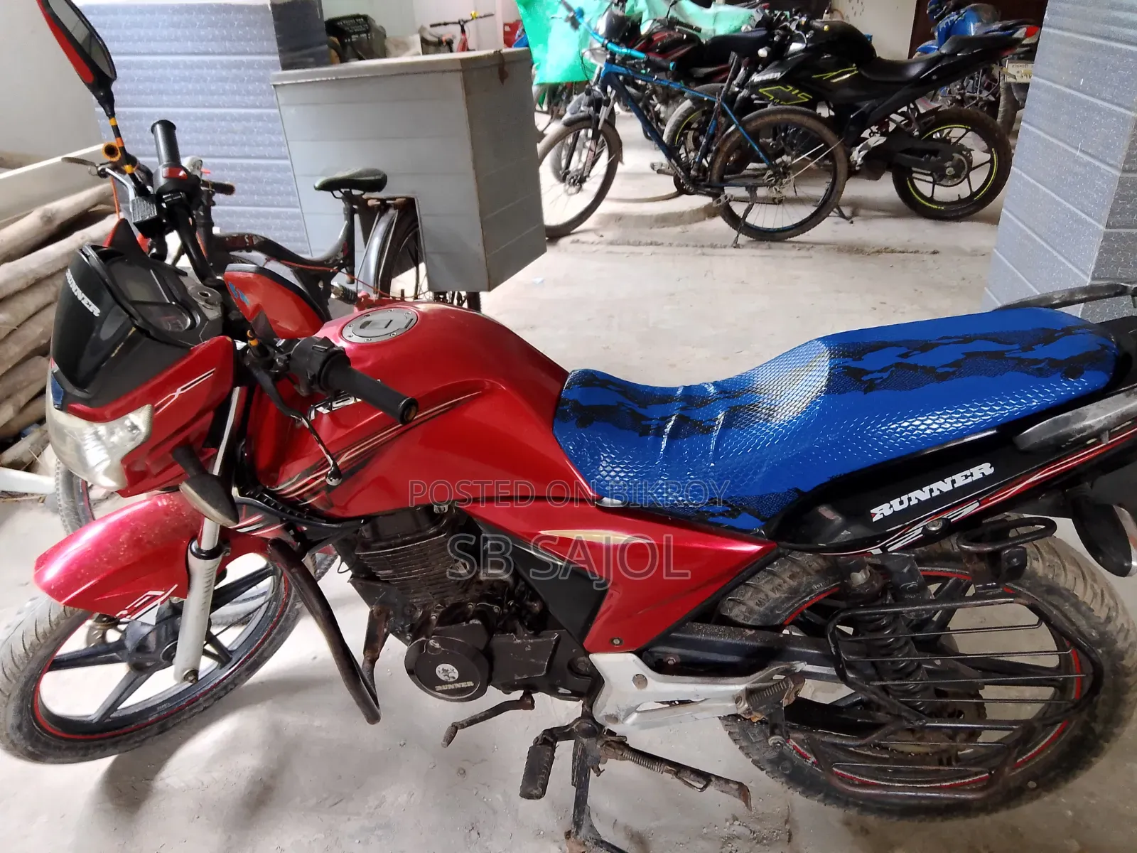 Runner Turbo 125 2017 Red