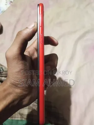 Oppo F7 128 GB Red