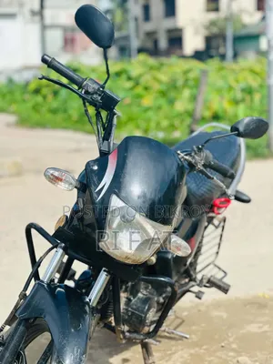 Walton Cruize 2012 Black