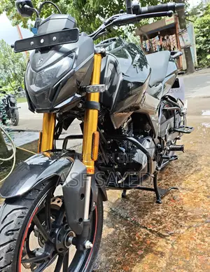 Hero Xtreme 160R 4V 2025 Black