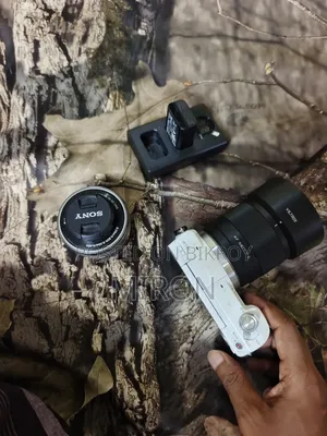 Sony A5100