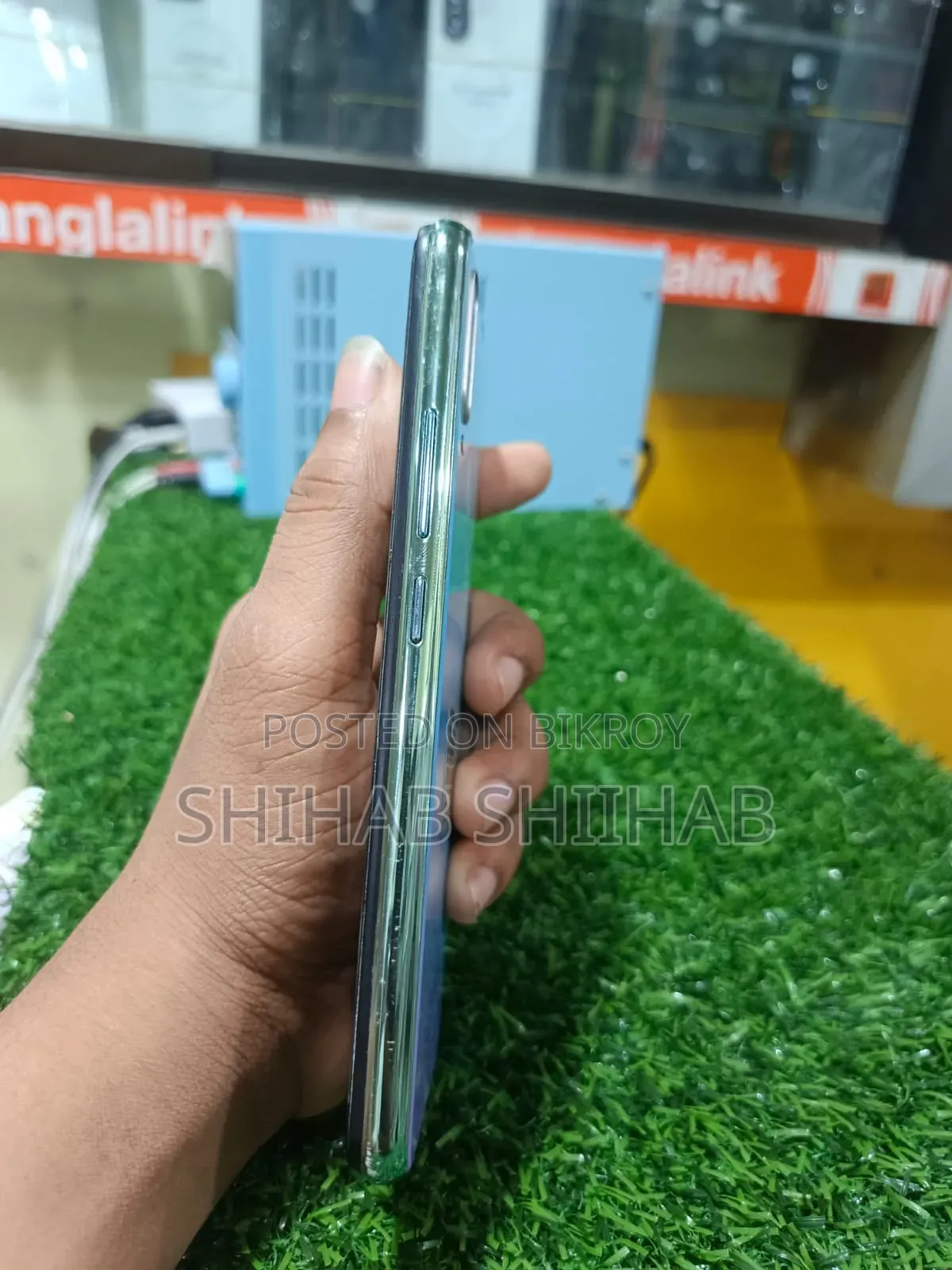 Vivo Y17 256 GB Silver