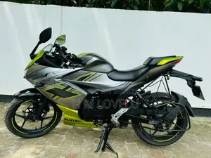 Suzuki Gixxer SF 2025 Gray