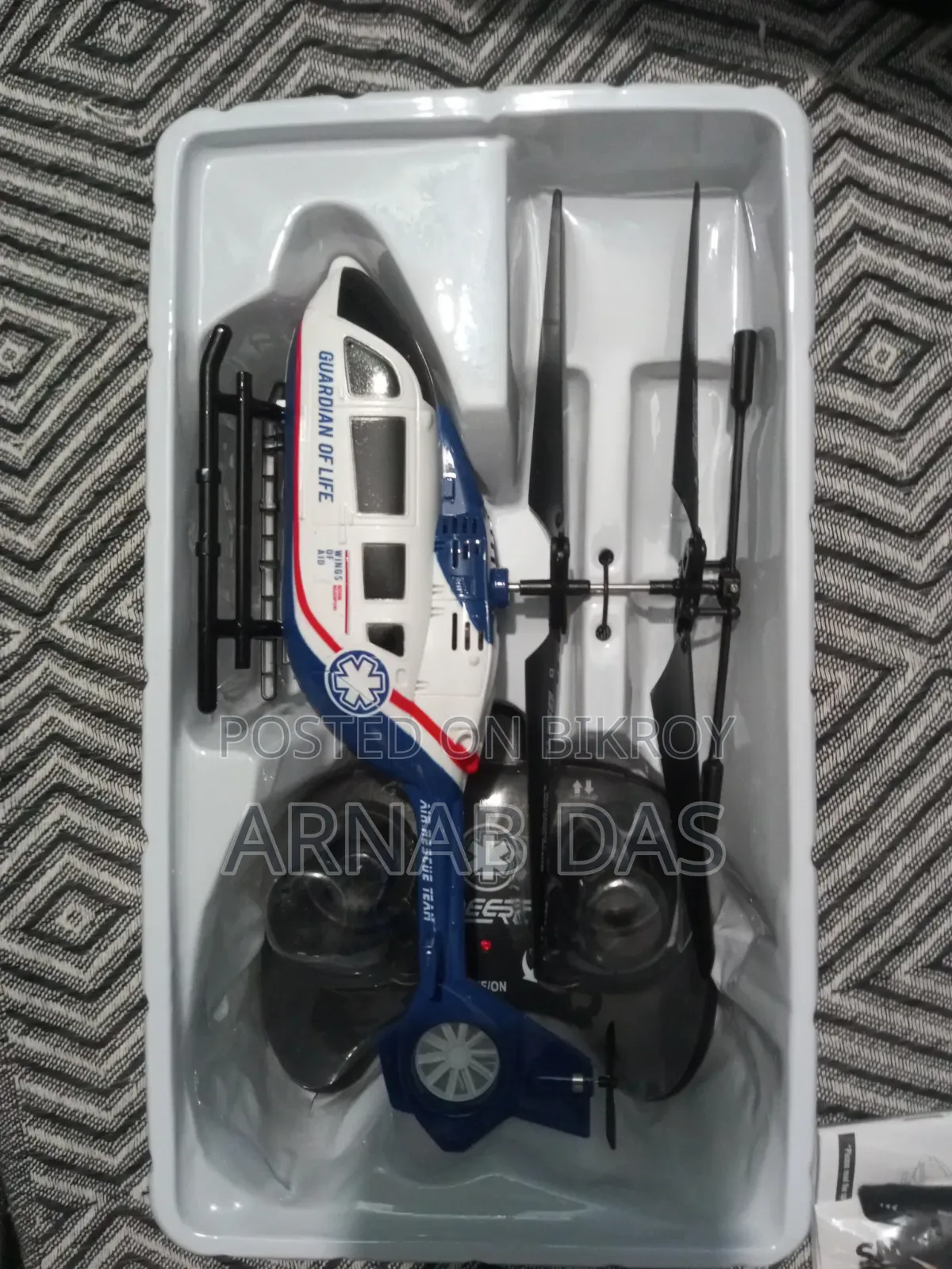 Brand New DEERC SQN-002 RC Helicopter | Gyro Stabilization | 2.4GHz
