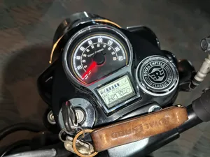 Royal Enfield Classic 350 2025 Gray