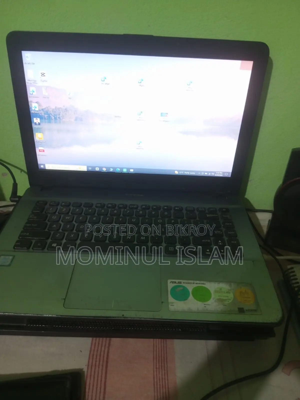 Laptop Asus Vivobook 15 4GB Intel Core i3 HDD+SSD 1T