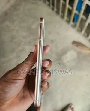 Apple iPhone 8 64 GB Rose Gold