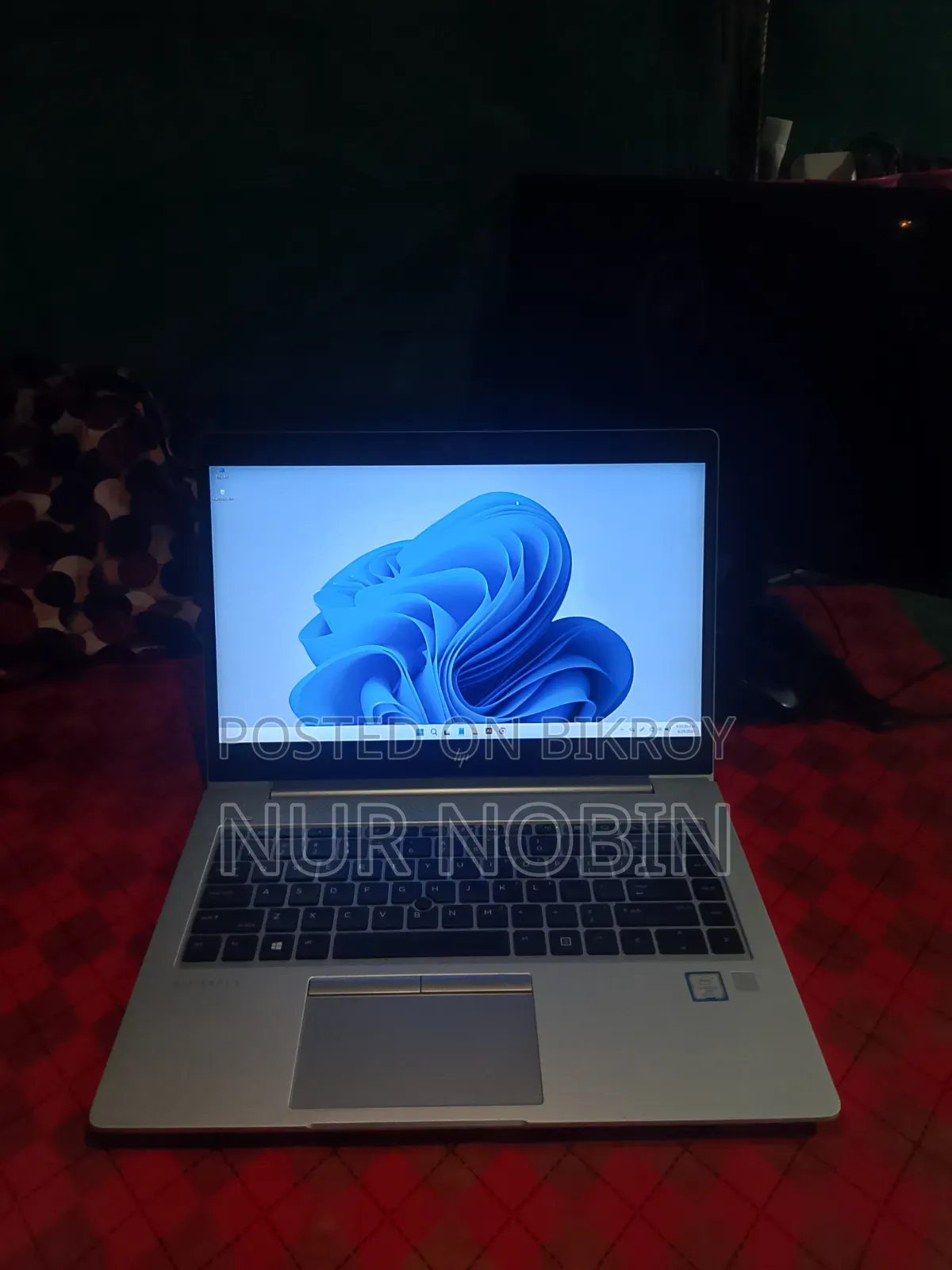 Laptop HP 240 G8 8GB Intel Core i5 SSD 256GB