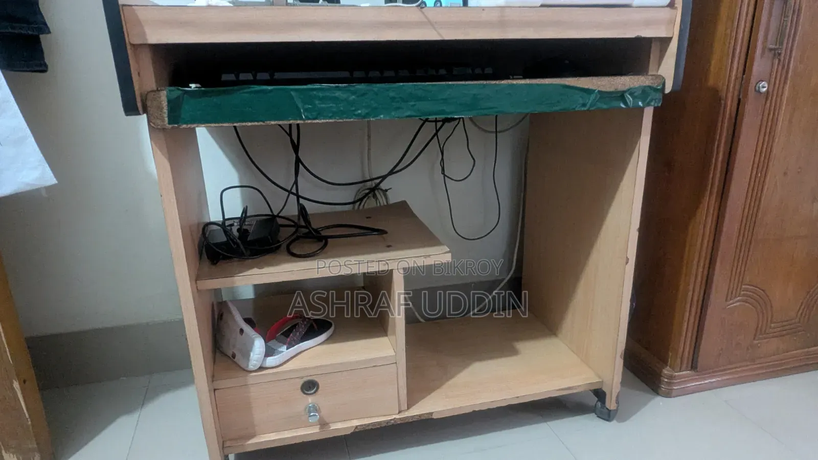 Computer Table