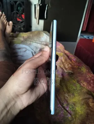 টেকনো স্পার্ক ৬ এয়ার ৬৪ জিবি হোয়াইট