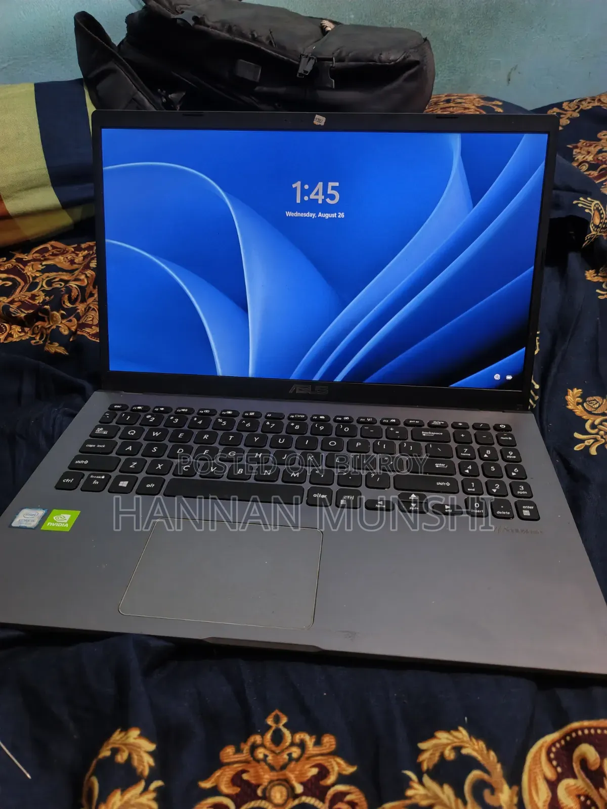 Laptop Asus VivoBook X540SA 8GB Intel Core i5 HDD+SSD 1T