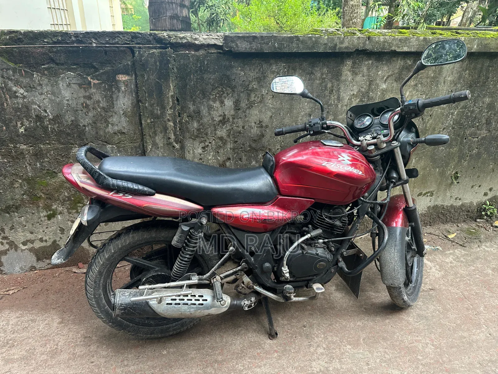 Bajaj 2011 Red