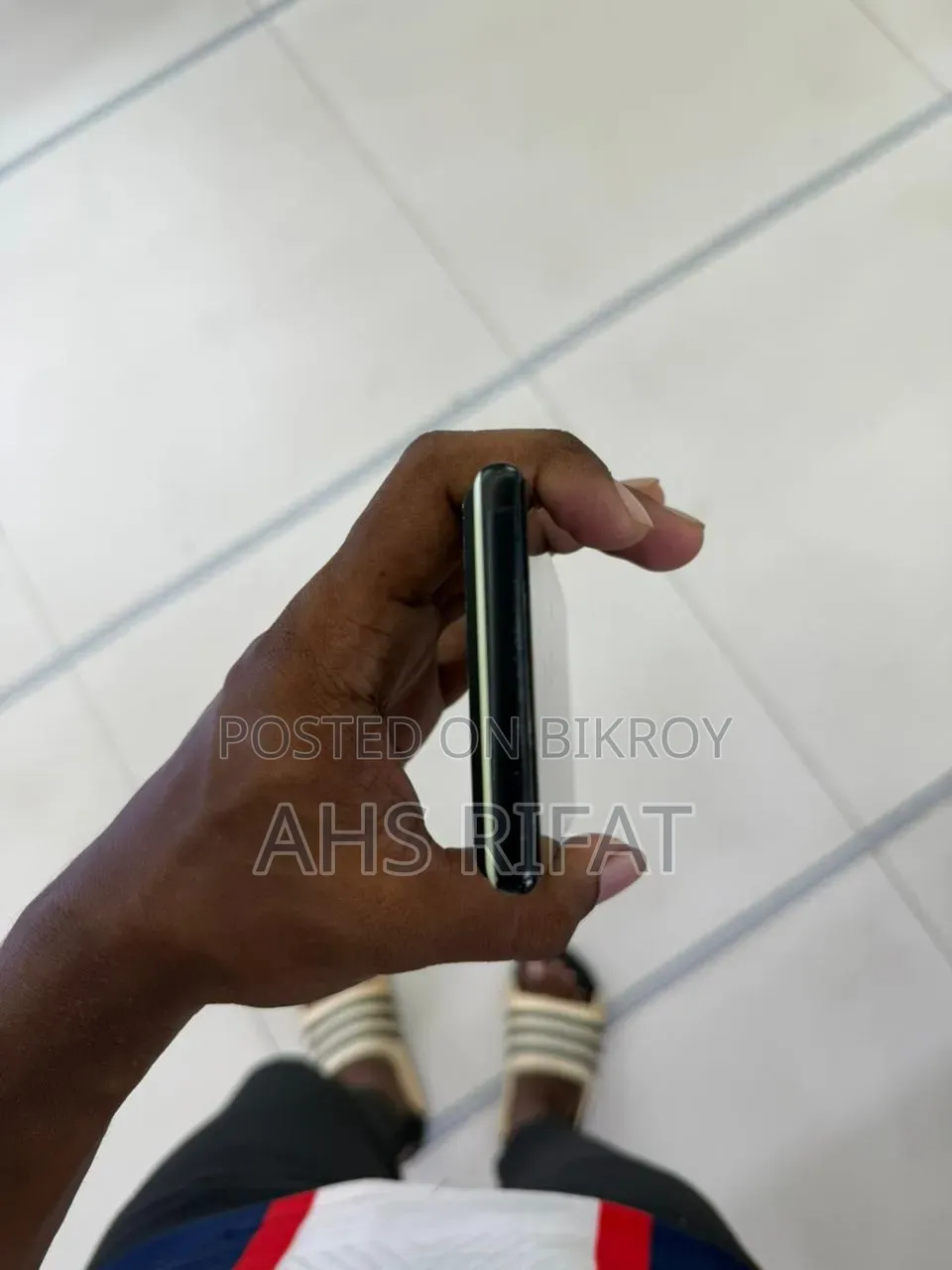 EL 128 GB White