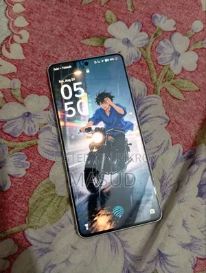 iQOO 256 GB White