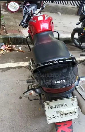 Hero Glamour 2015 Red