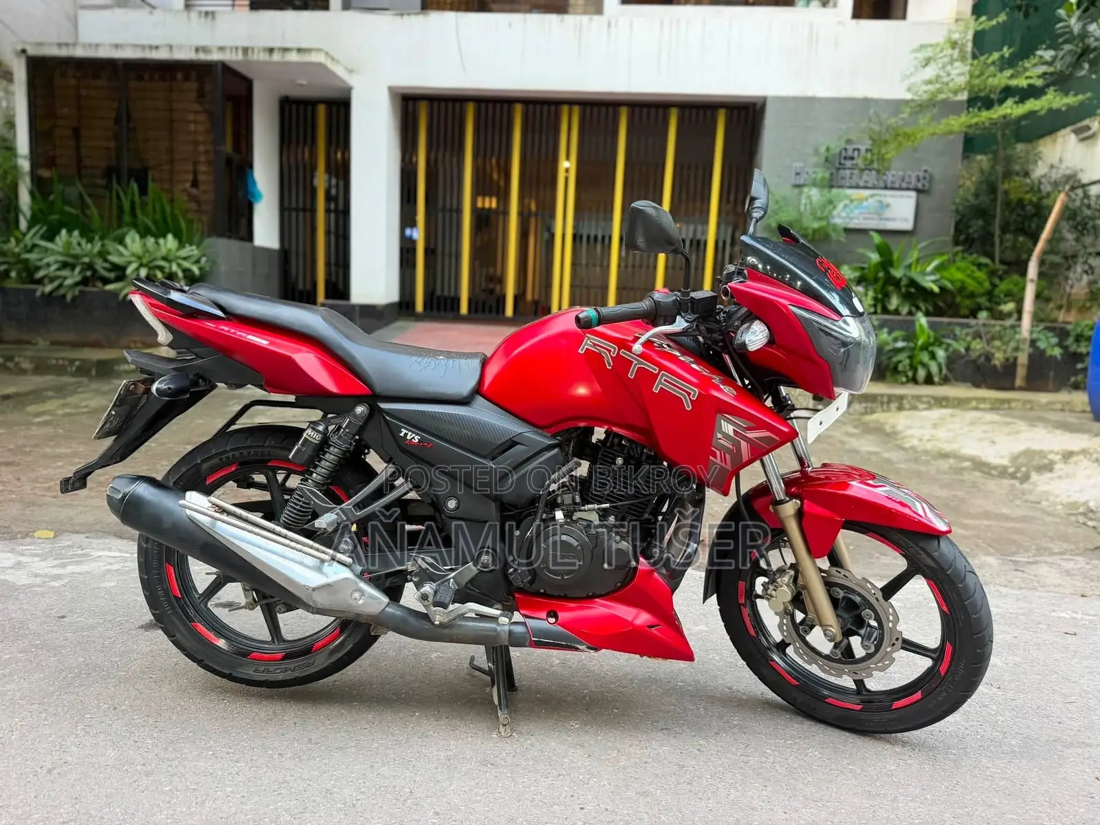 TVS Apache RTR 160 2V 2018 Red