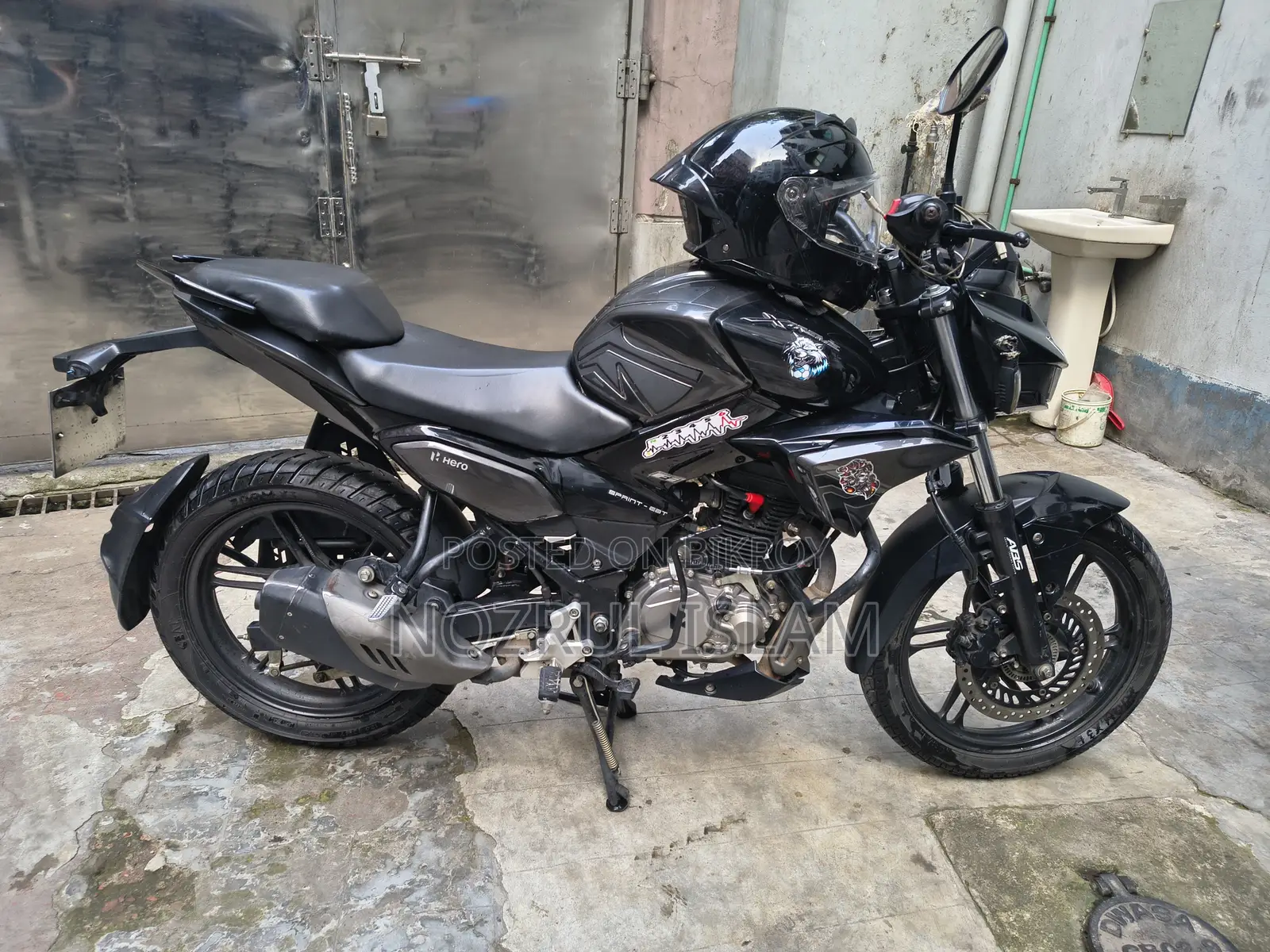 Hero Xtreme 125R 2025 Black