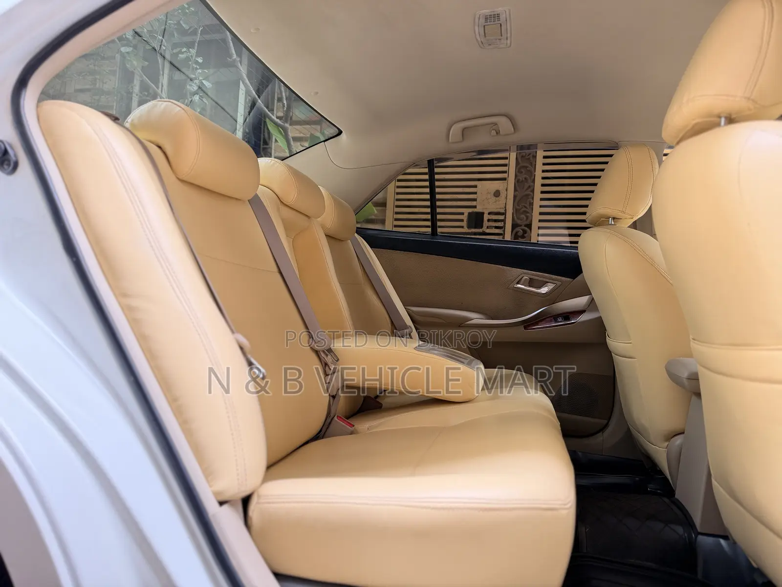 Toyota Premio 2015 Pearl