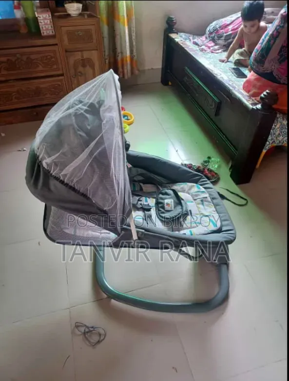 Mastela 3 in 1 Bassinet Swing for Newborn Baby Up to 18Kg