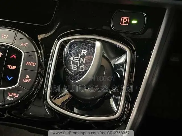 Toyota Esquire 2020 Black