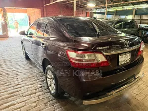 Toyota Premio 1.5 FWD 2015 Red