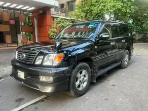 New Toyota Land Cruiser Cygnus 4.7 2000 Black