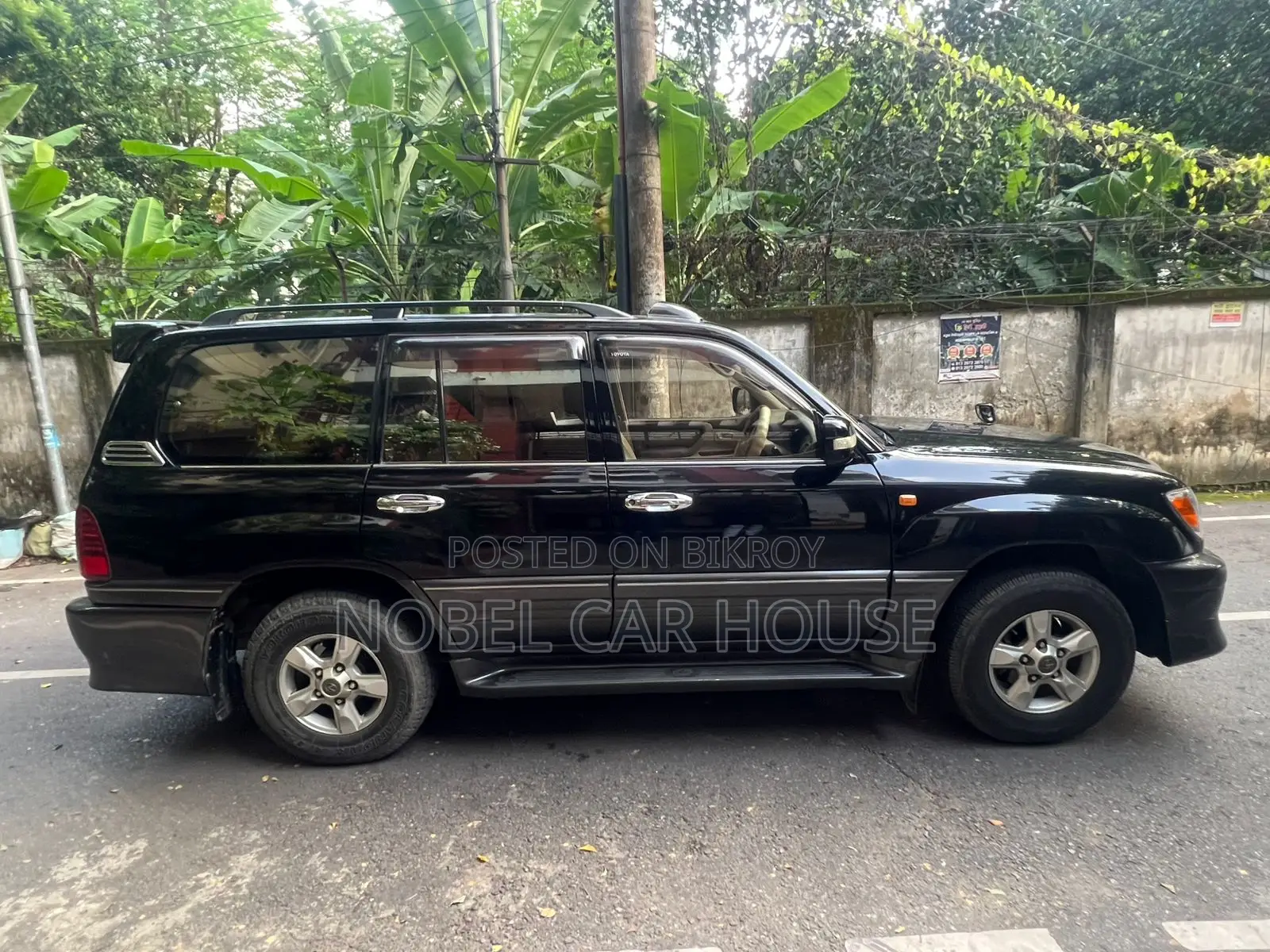 New Toyota Land Cruiser Cygnus 4.7 2000 Black