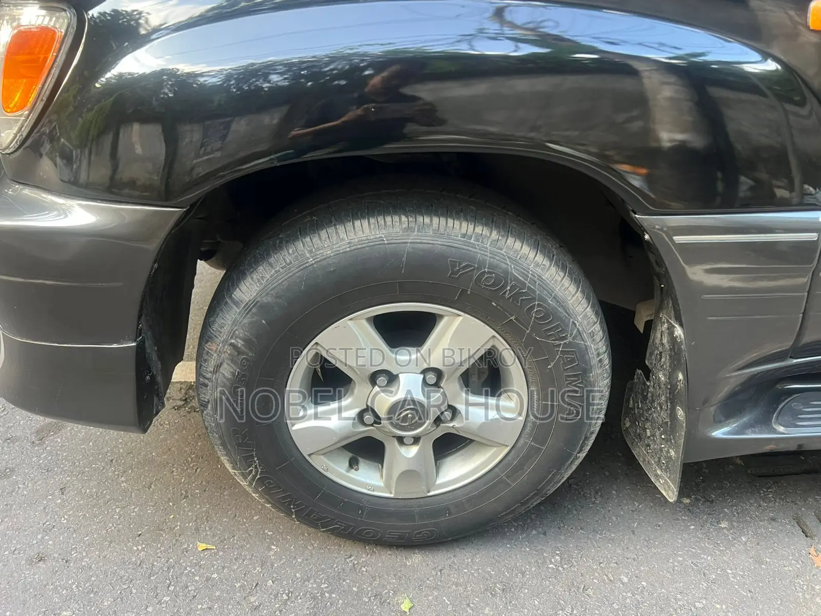 New Toyota Land Cruiser Cygnus 4.7 2000 Black