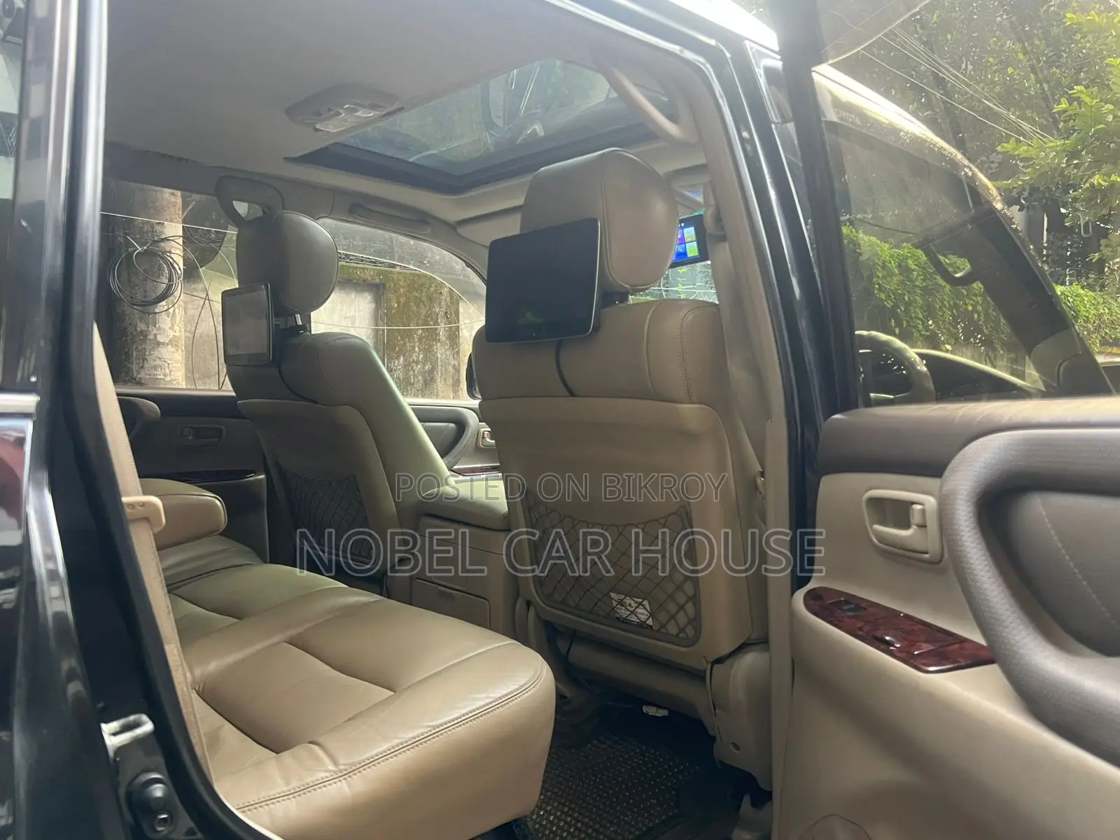 New Toyota Land Cruiser Cygnus 4.7 2000 Black