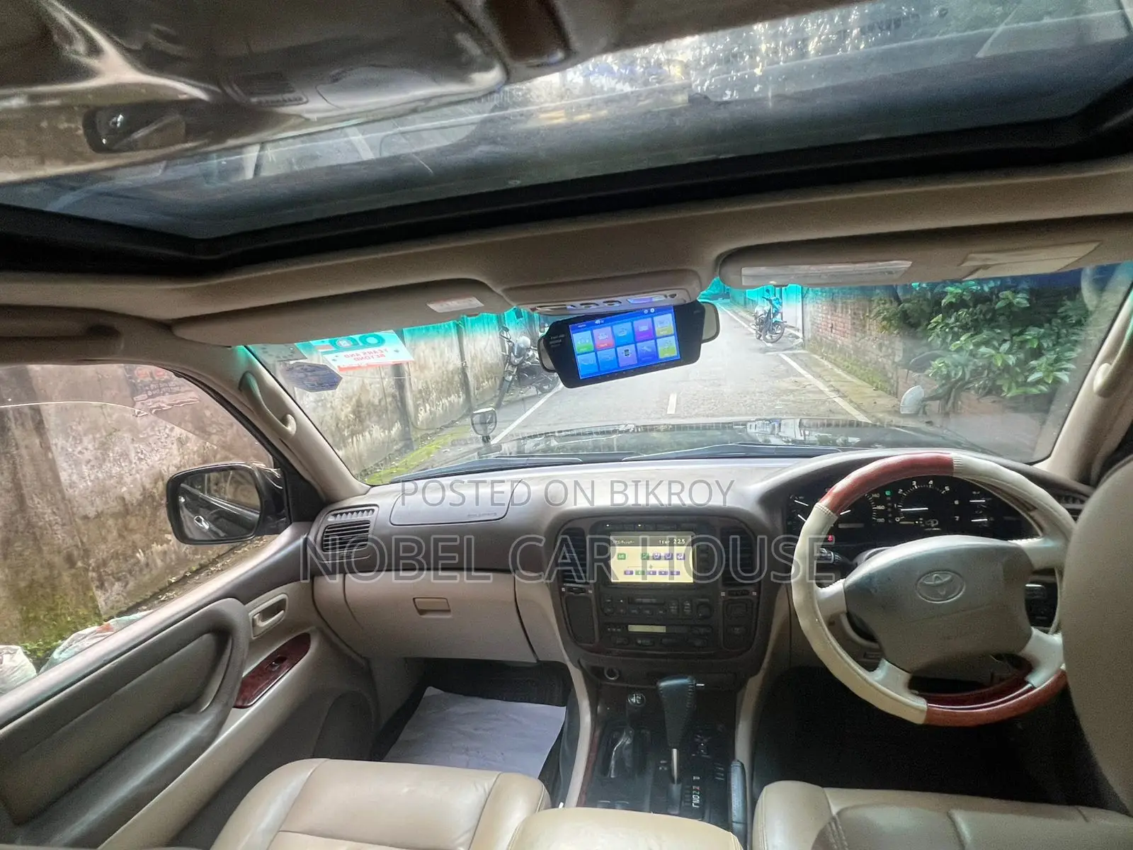 New Toyota Land Cruiser Cygnus 4.7 2000 Black