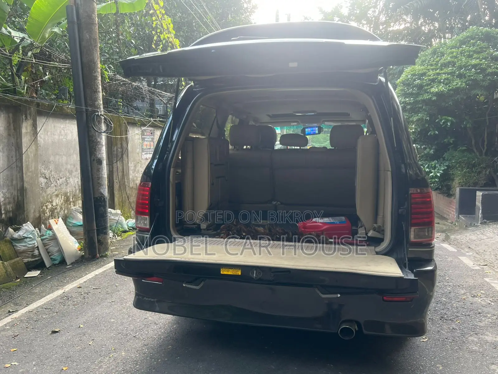 New Toyota Land Cruiser Cygnus 4.7 2000 Black