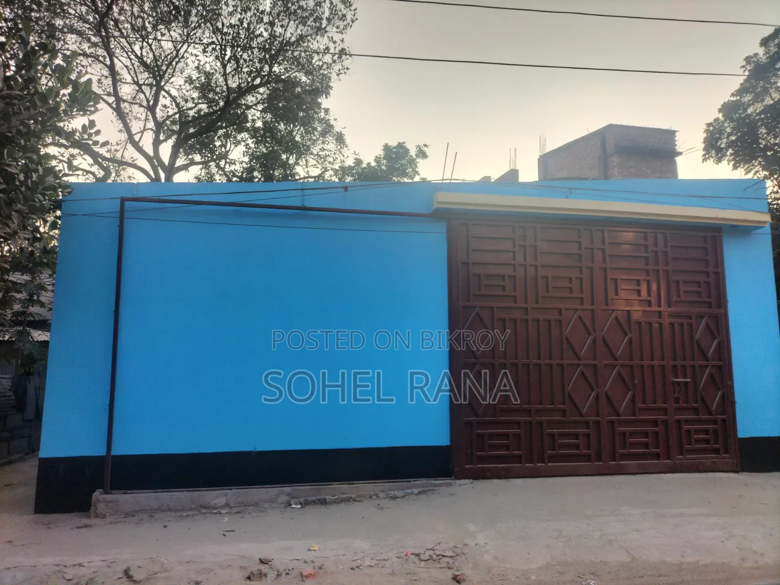 সম্পৃর্ণ নতুন গোডাউন/গুদামঘর ভাড়া দেওয়া হবে