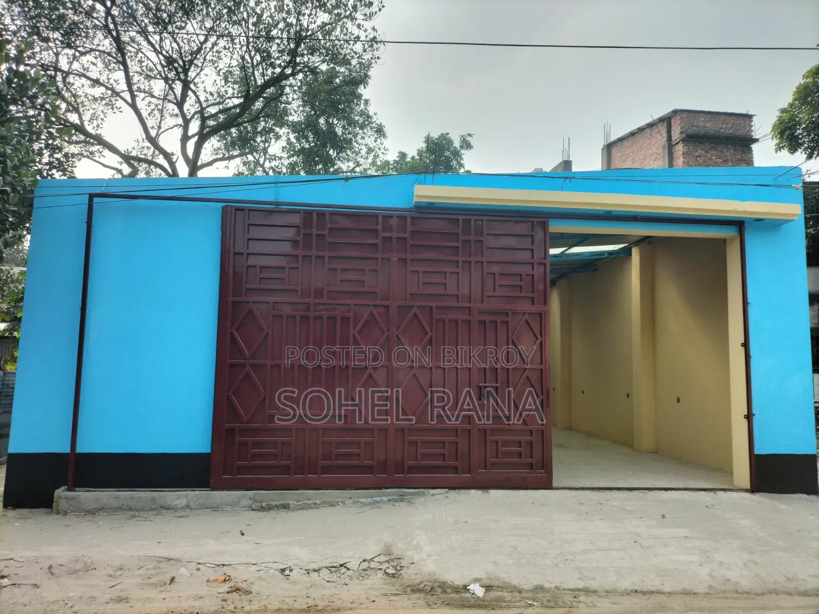 সম্পৃর্ণ নতুন গোডাউন/গুদামঘর ভাড়া দেওয়া হবে