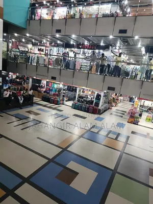 Shop Rent. Polwel Carnation Shopping Centre.