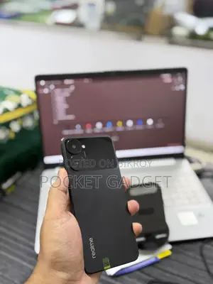 Realme V30 128 GB Black