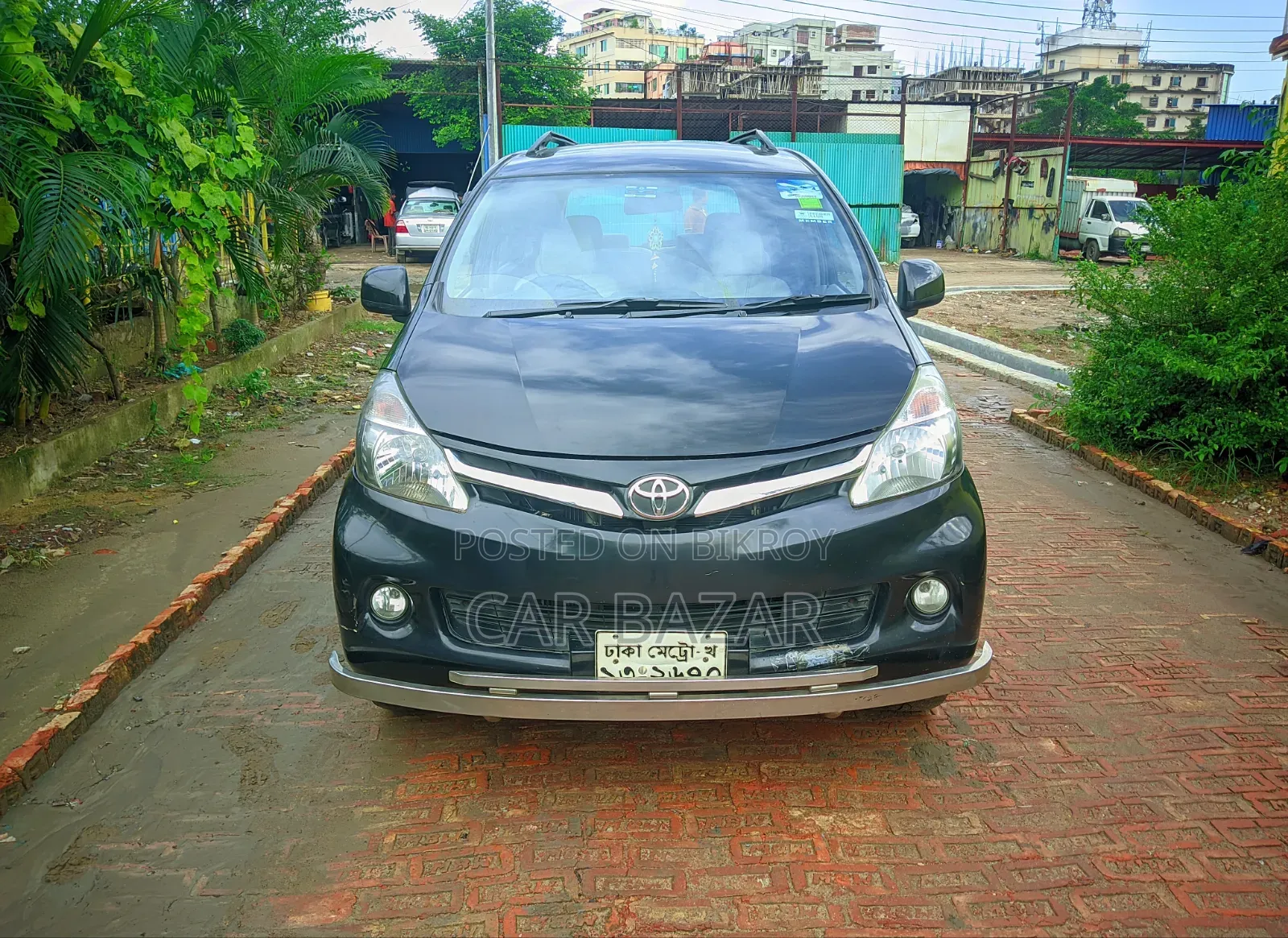 Toyota Avanza 2013 Black