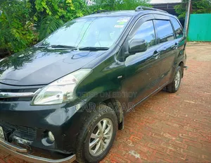 Toyota Avanza 2013 Black