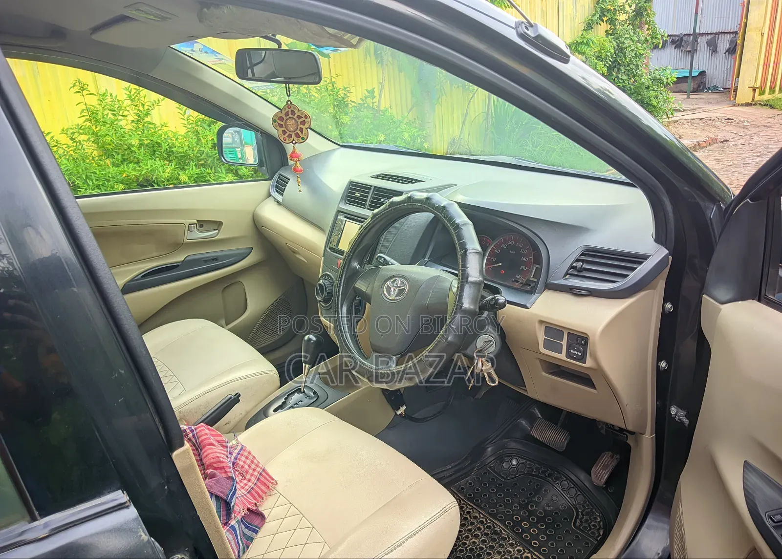 Toyota Avanza 2013 Black