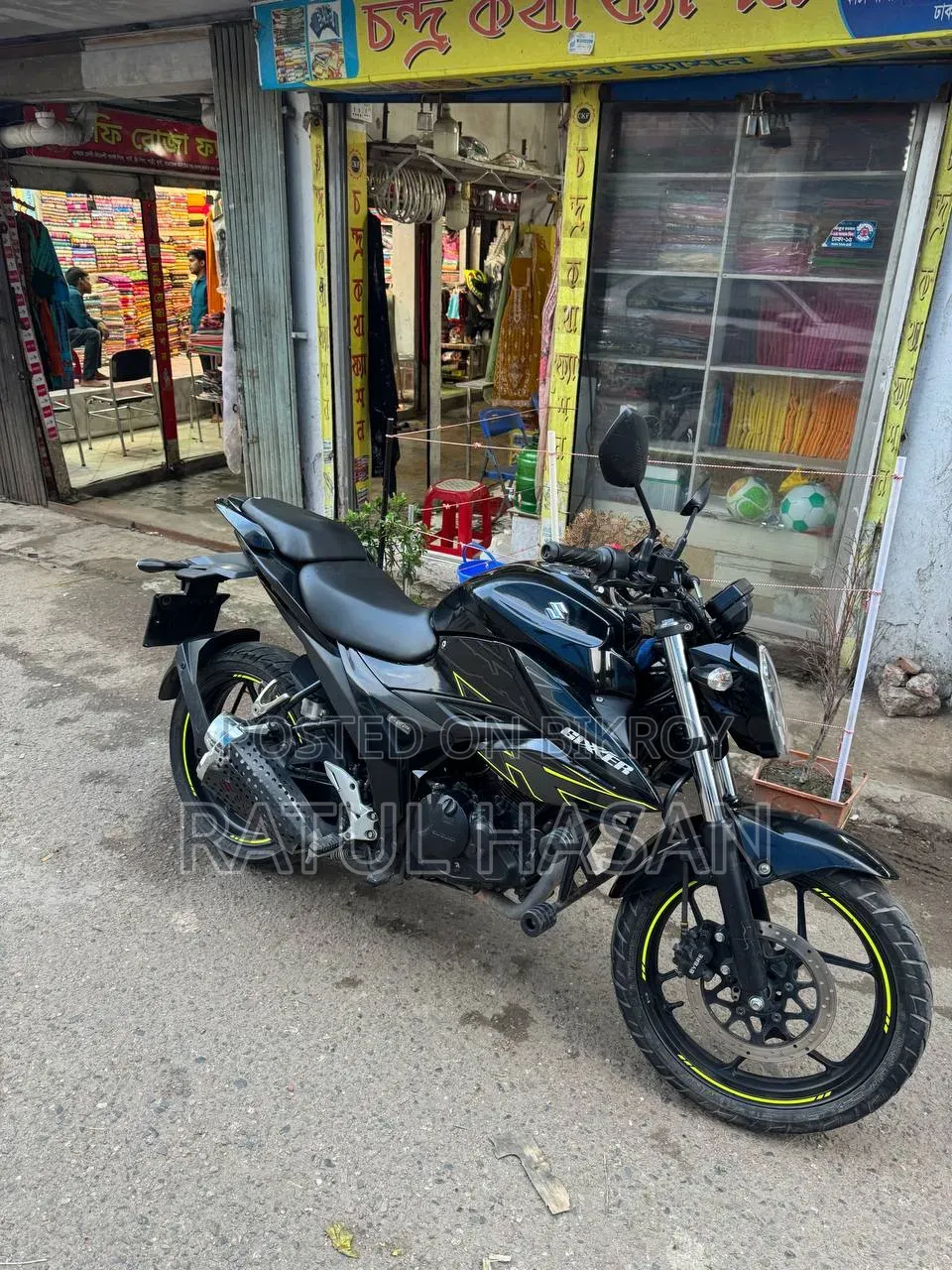 Suzuki Gixxer 2023 Black