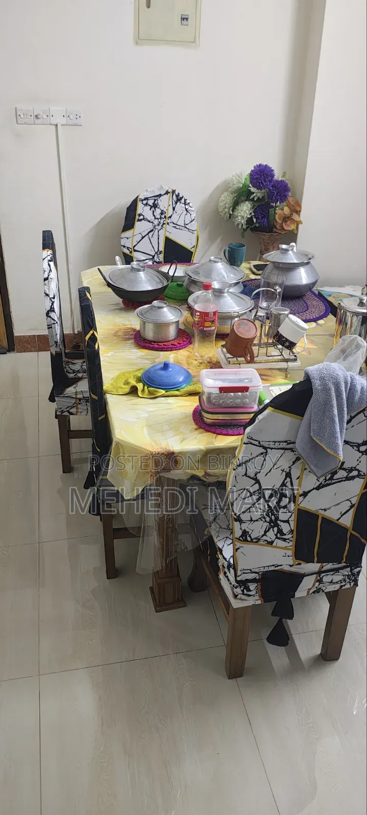সেগুন কাঠের টেবিল এবং চেয়ার