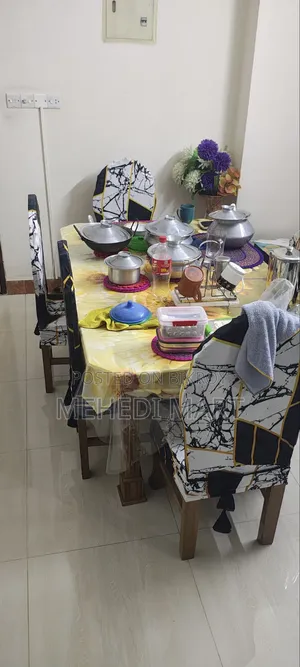 সেগুন কাঠের টেবিল এবং চেয়ার