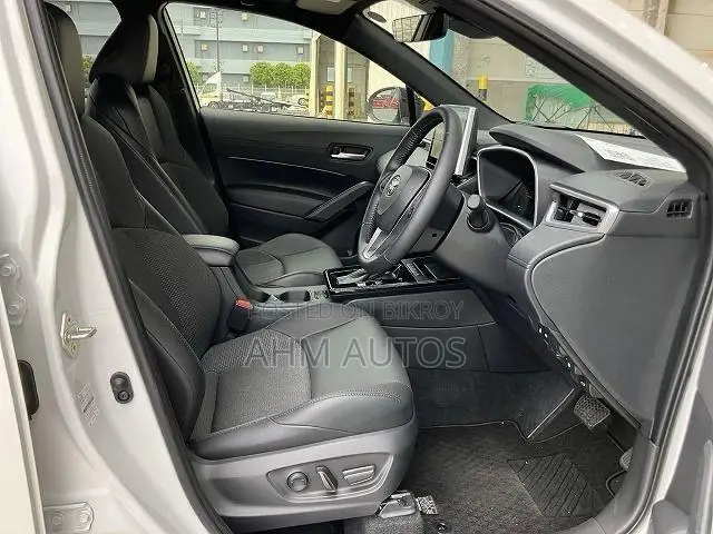 Toyota Corolla 2025 Pearl