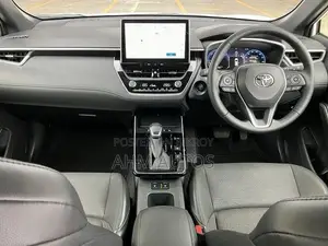 Toyota Corolla 2025 Pearl