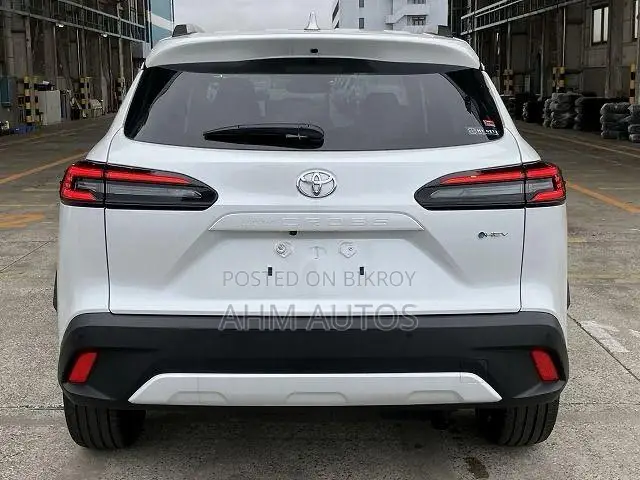 Toyota Corolla 2025 Pearl