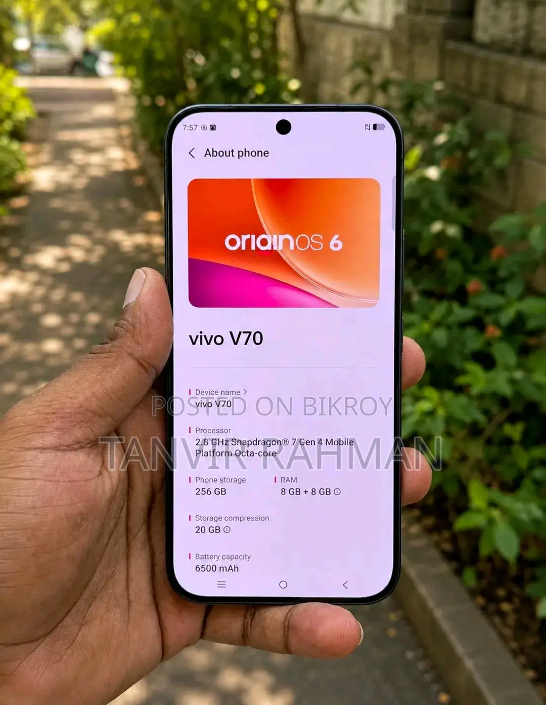 Vivo V70 256 GB Black