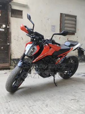 KTM Duke 125 2017 Orange